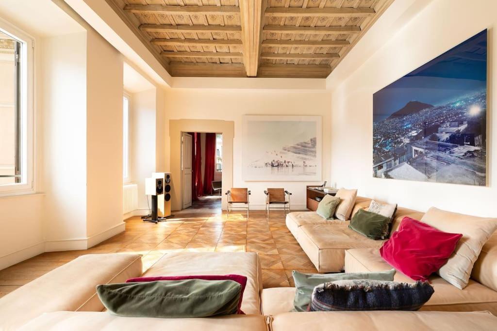 Casa Arte, A Burghesius Home Apartment