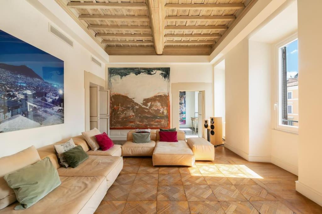 Casa Arte, A Burghesius Home *